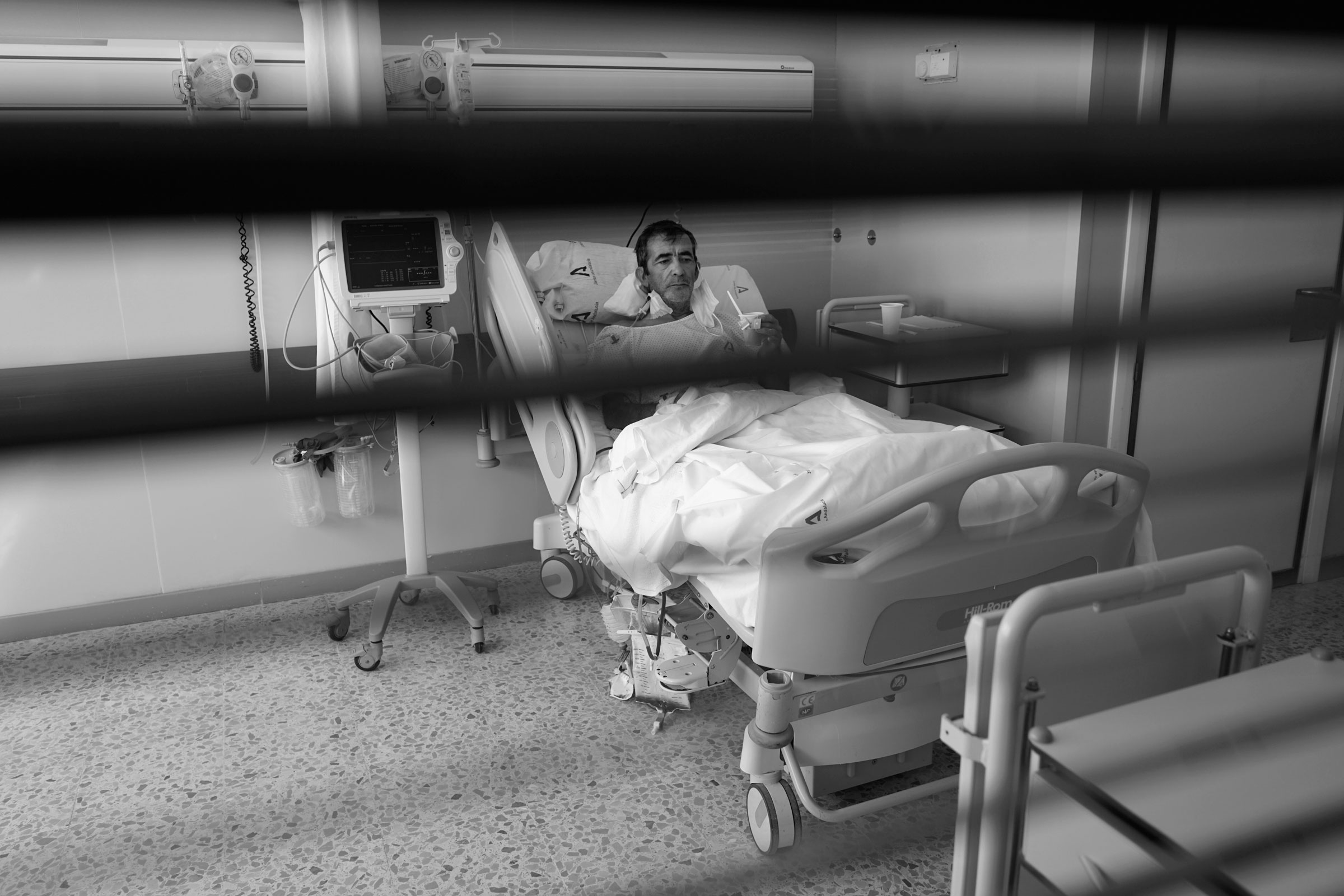 Cádiz, España. Tras el trasplante renal el paciente permanece durante unos días en aislamiento por inmunosupresión y riesgo de infección, en la Planta de hospitalización del Hospital Universitario Puerta del Mar de Cádiz (HUPM).